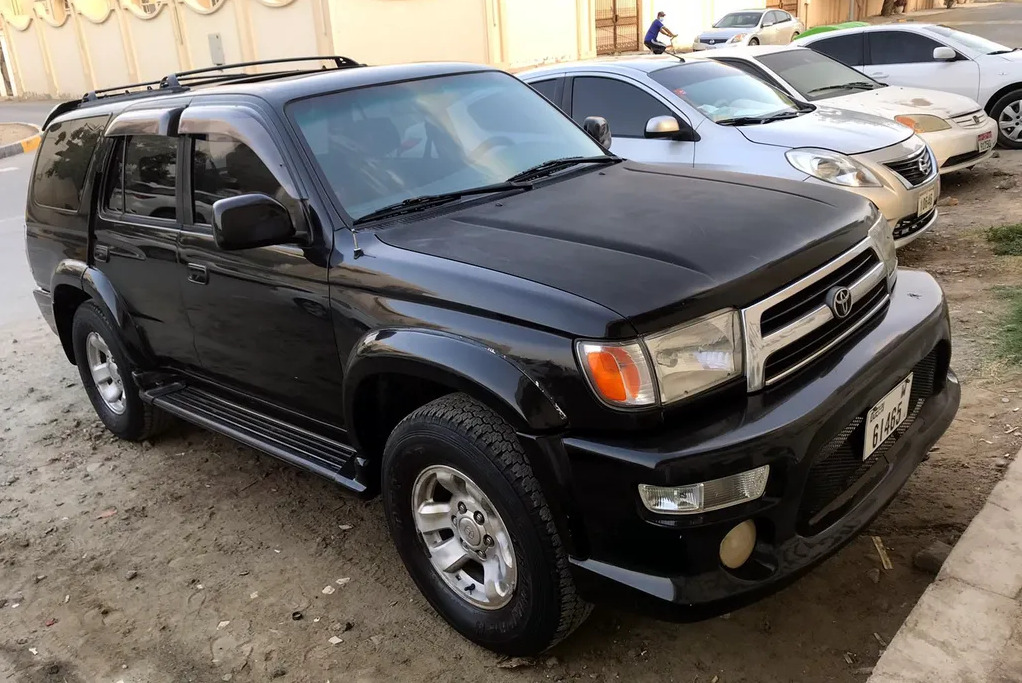 00001 3 - Toyota 4 Runner 2000 Automatic