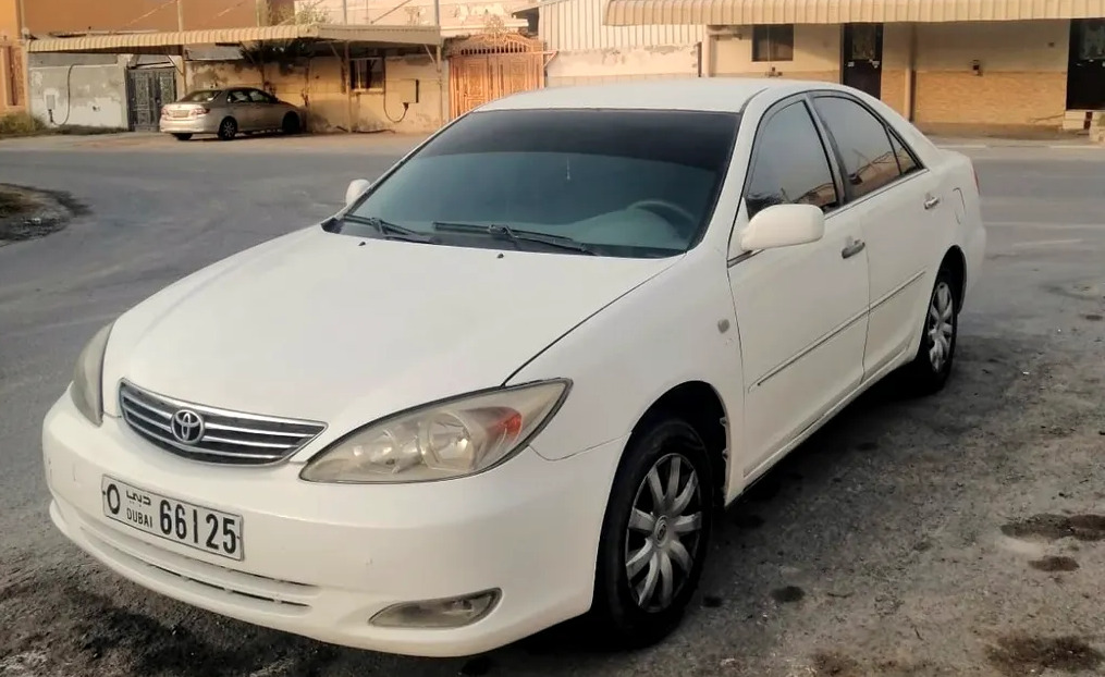 Toyota Camry 2004 at a reasonable price