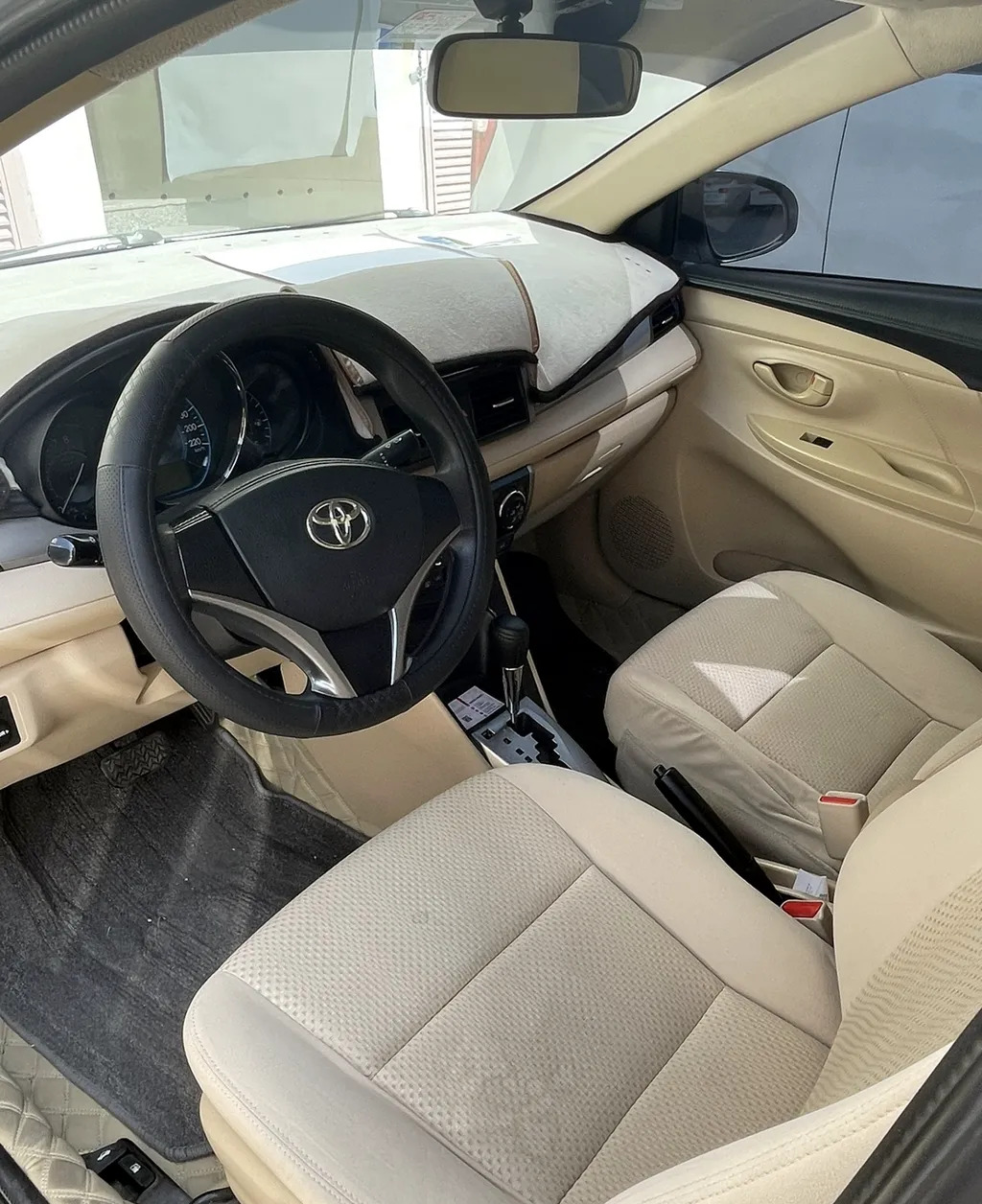 Toyota Yaris 2015 at an affordable price