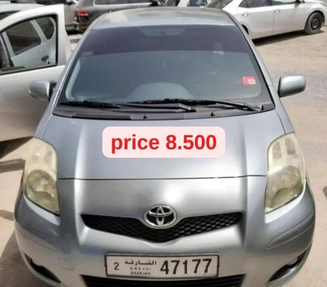 0001 11 - Toyota Yaris Hatchback 2010