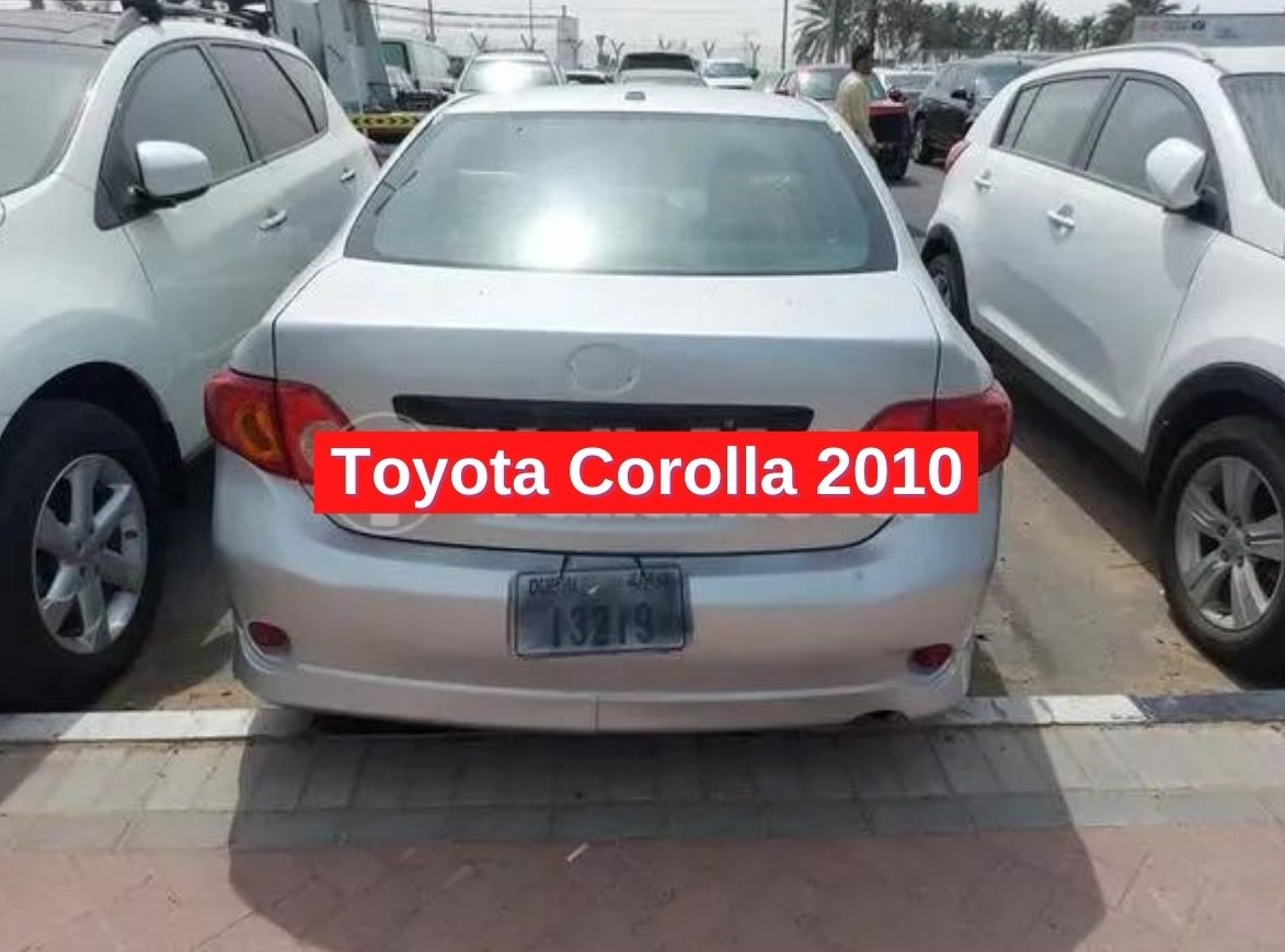 0004 5 - Toyota Corolla 2010