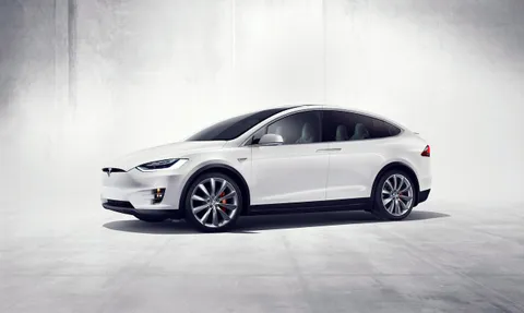 سعر ومواصفات السيارة تيسلا إكس 2022 Tesla X في السعودية