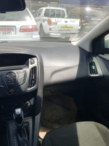 Ford Focus 2012 1 Ford-Focus-2012