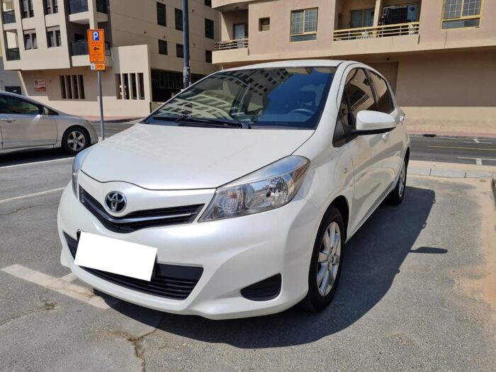 10 Toyota Yaris cars at a price of 7000 dirhams