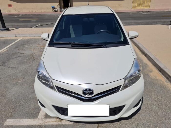 Toyota Yaris 2014 7 - 10 Toyota Yaris cars at a price of 7000 dirhams