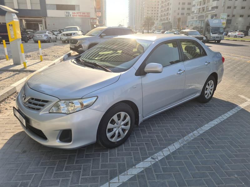 0001 2 - Corolla 2013 price 7000 dirhams