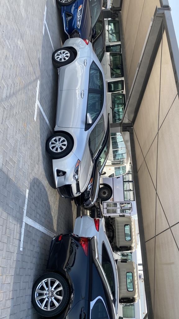 Corolla 2015_ 5 cars at 8000 dirhams