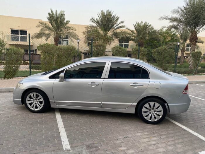 cars price 6000 aed only