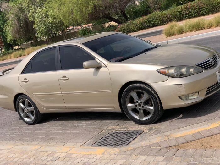 camry 2005 price 6000 only