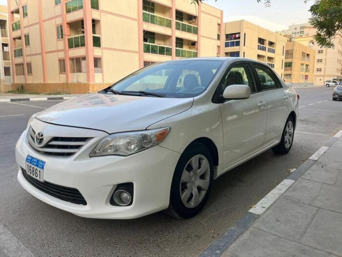 corolla 2015 price 8000