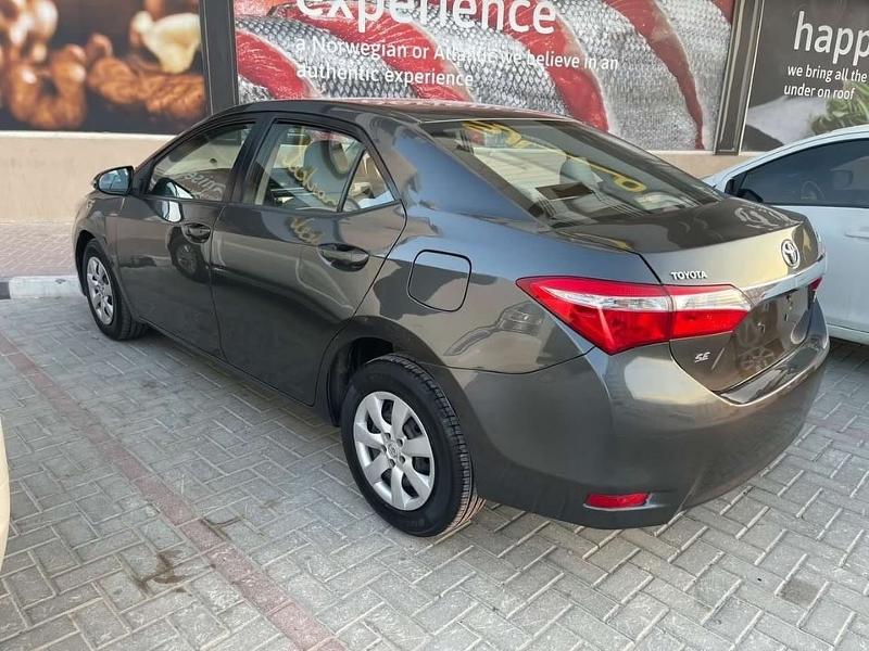 Corolla 2015_9000 dirhams_for sale by auction