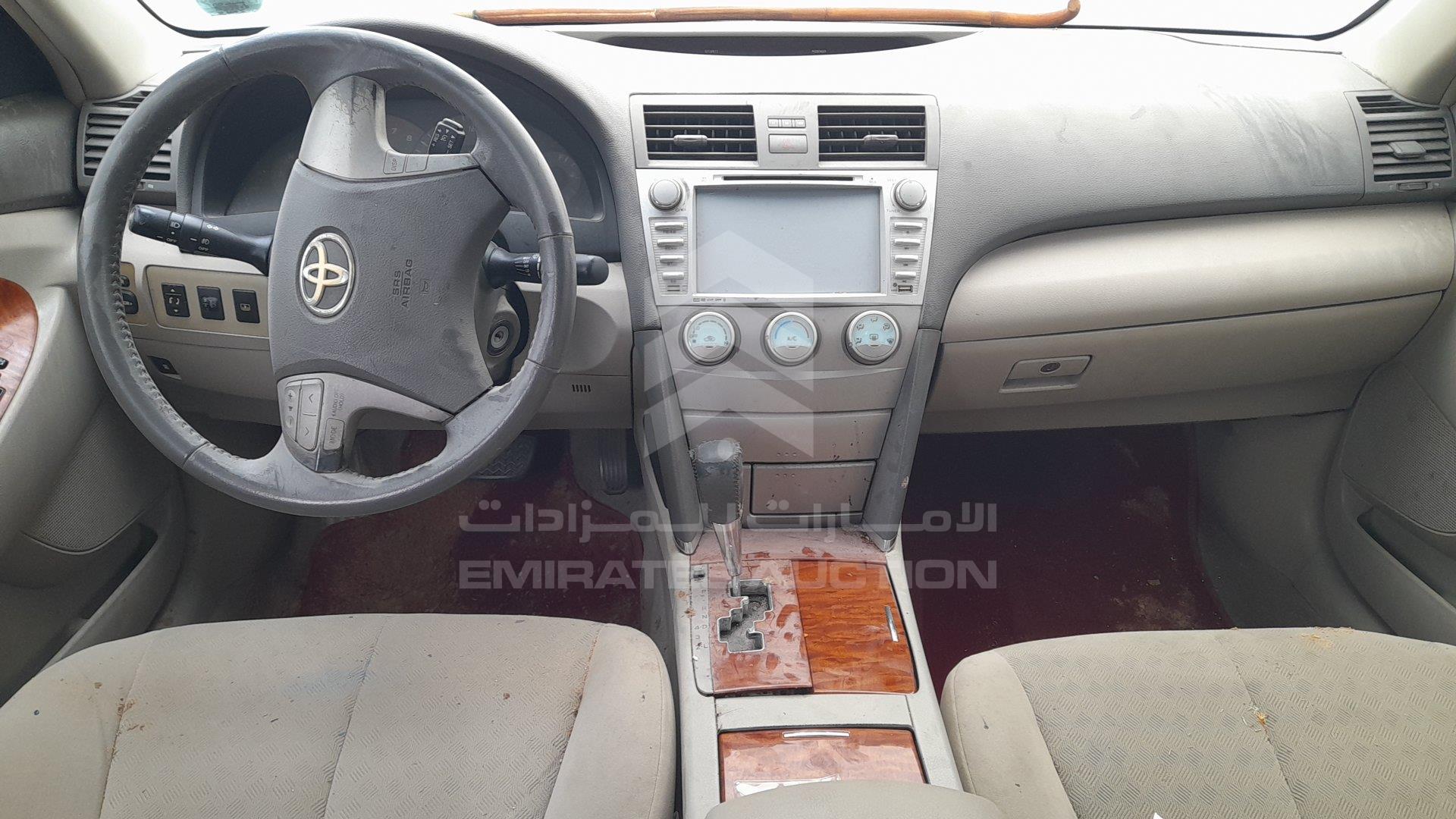 image 3 7 - Camry Auction 2000 to 2015_ price 5000 dirhams