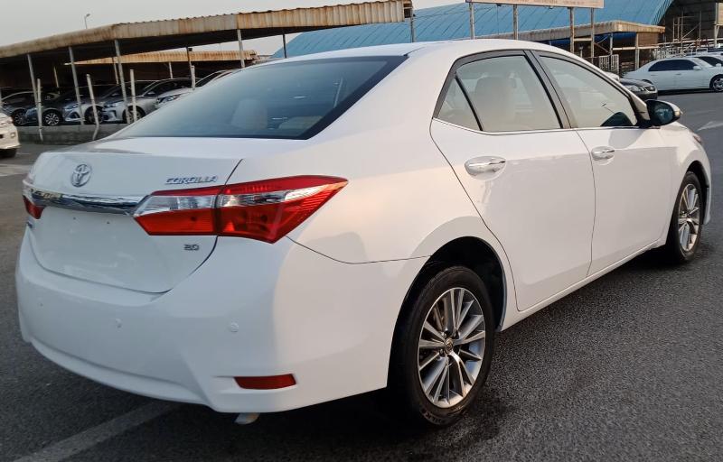 13b0b0b9c4b812f74a83cefd6f78968115aee8df med - Toyota Corolla 2014