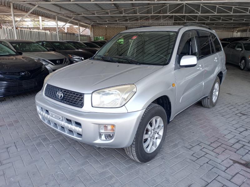 Toyota RAV4 model 2000