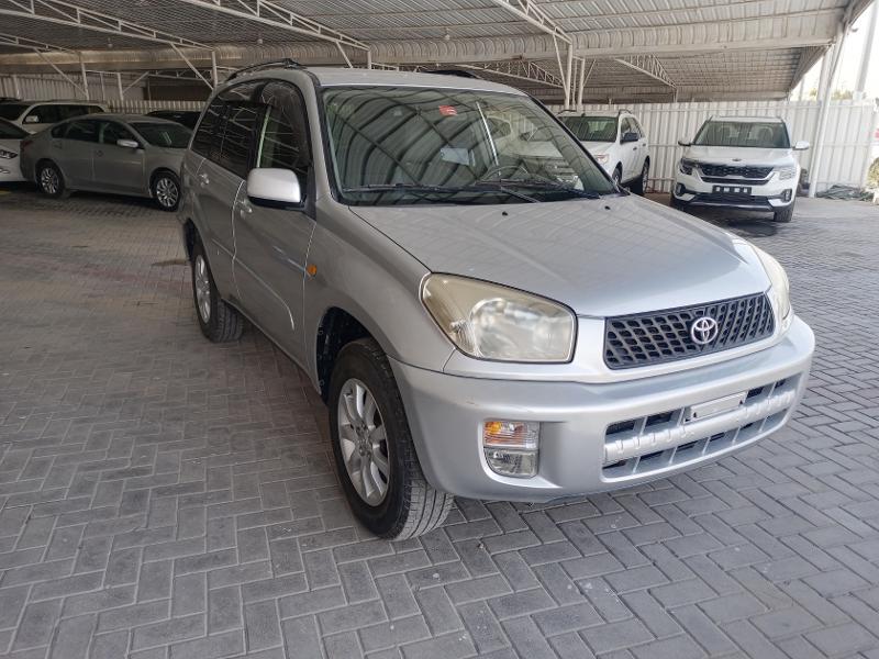 Toyota RAV4 model 2000