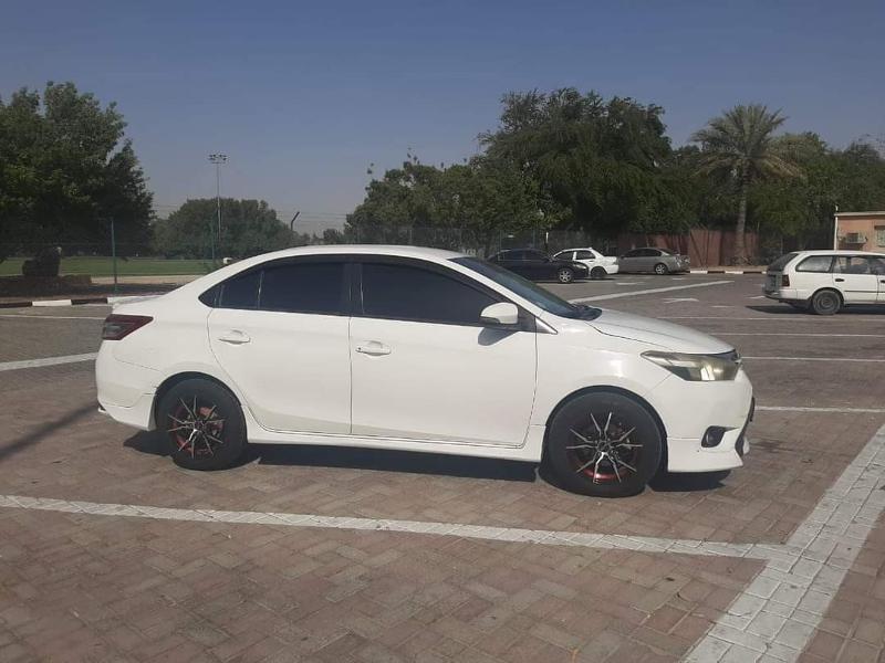 Toyota Yaris 2014 Small Car_Big Savings