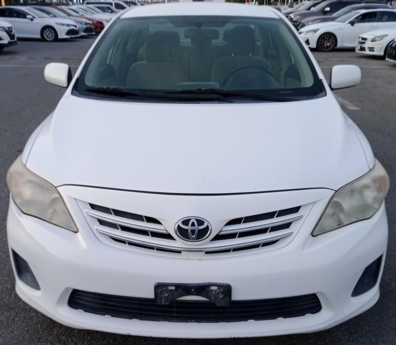Grab Great Deal - Toyota Corolla 2012 for Just 8,000 aed!