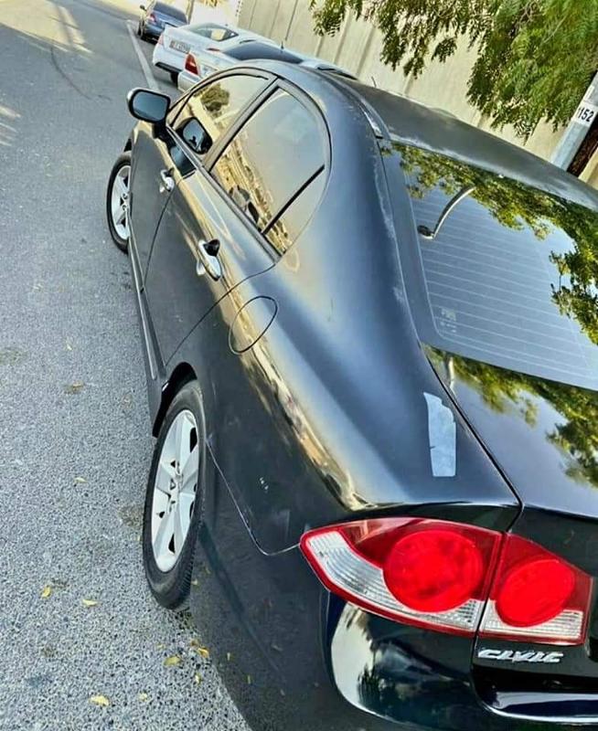 Used 2006 Honda Civics Score Big With UAE Expats