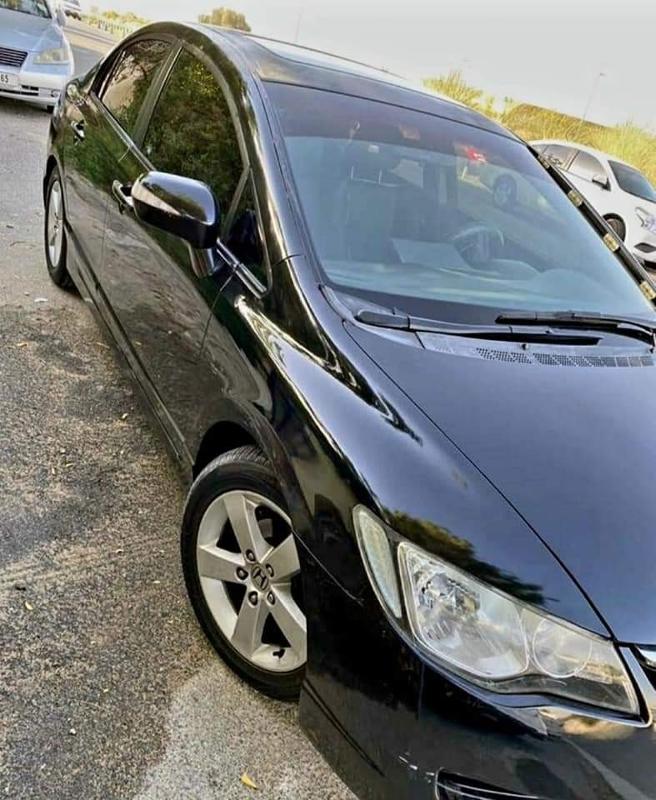 Used 2006 Honda Civics Score Big With UAE Expats