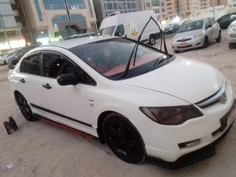 Savvy Shoppers Target Used 2008 Honda Civics in the UAE