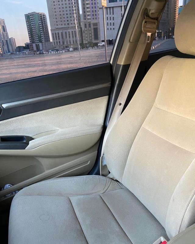 Honda Civic 2008 - Trusty Ride for Expats Across the GCC 3 Honda Civic 2008 GCC