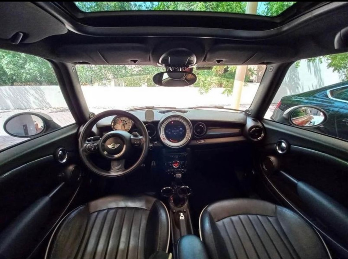 Mini Cooper S 2013 - Unleash Power, Style, and Excitement 5 Mini Cooper S 2013