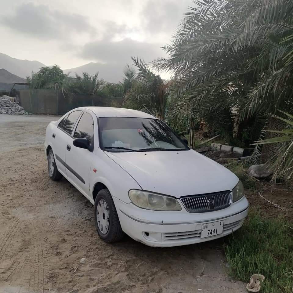 Thrift Transport Under 4,000 - Nissan Sunny 2004 GCC