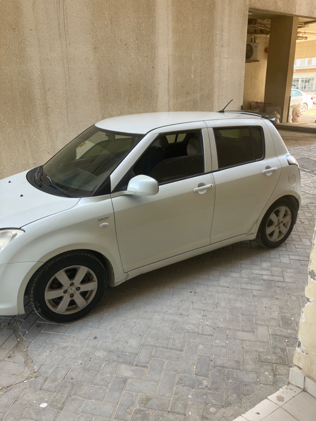 The Advantages of Buying Used 2009 Suzuki Swift in the UAE