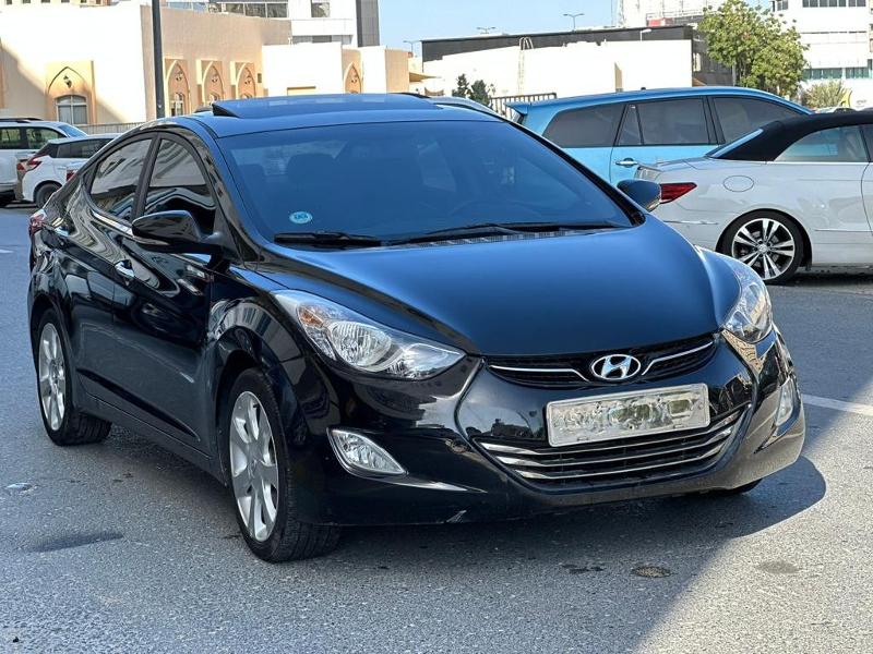 Spacious & Affordable Daily Commuter - 2012 Hyundai Elantra 10K