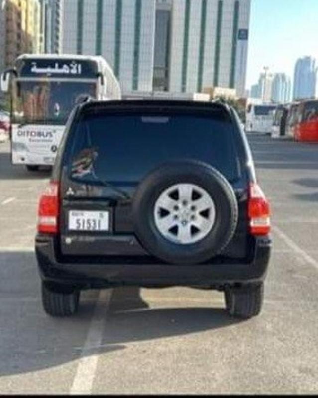 Scooping Mitsubishi Pajero 2005 GCC for Just 6 aed?