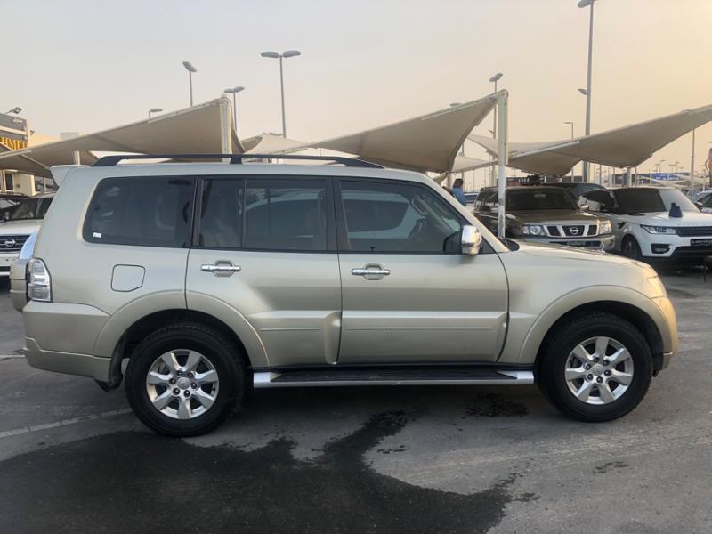 Cruise the Desert in Capable 2012 Mitsubishi Pajero GCC