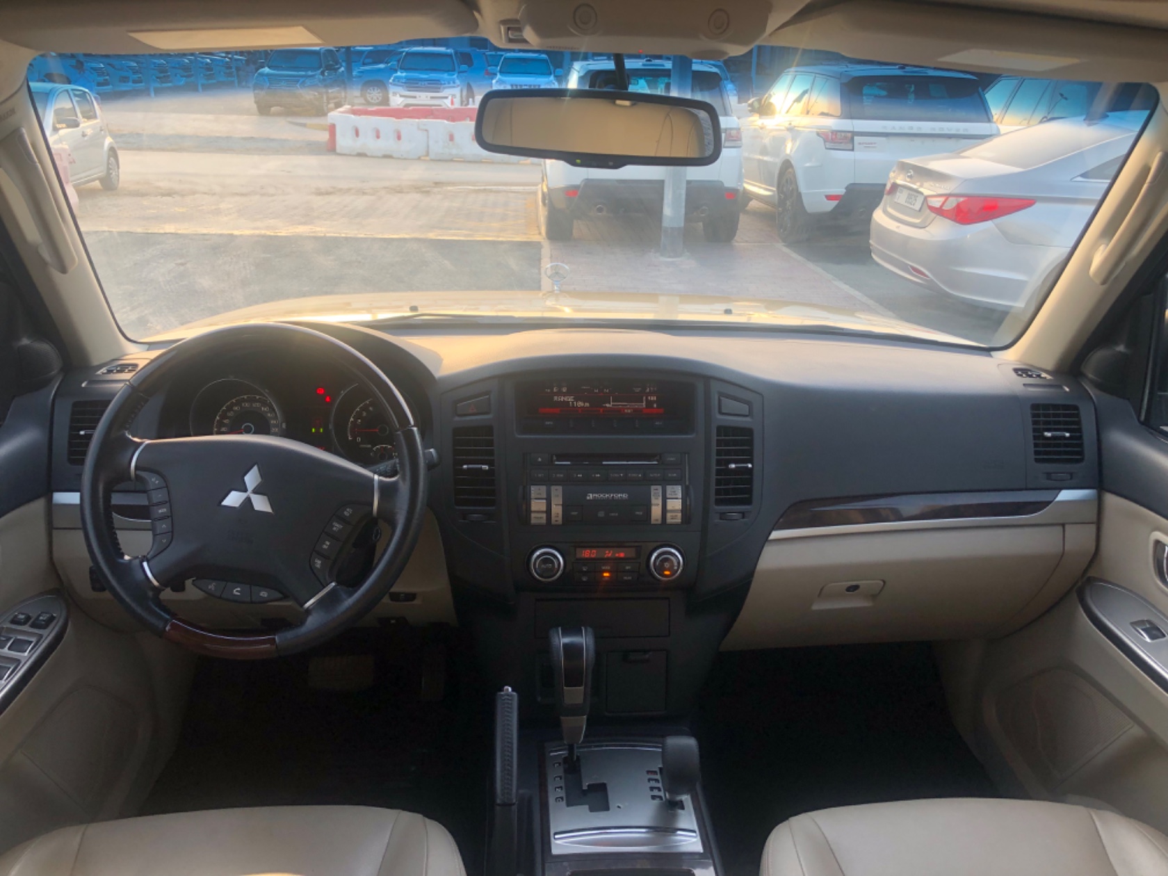 Cruise the Desert in Capable 2012 Mitsubishi Pajero GCC