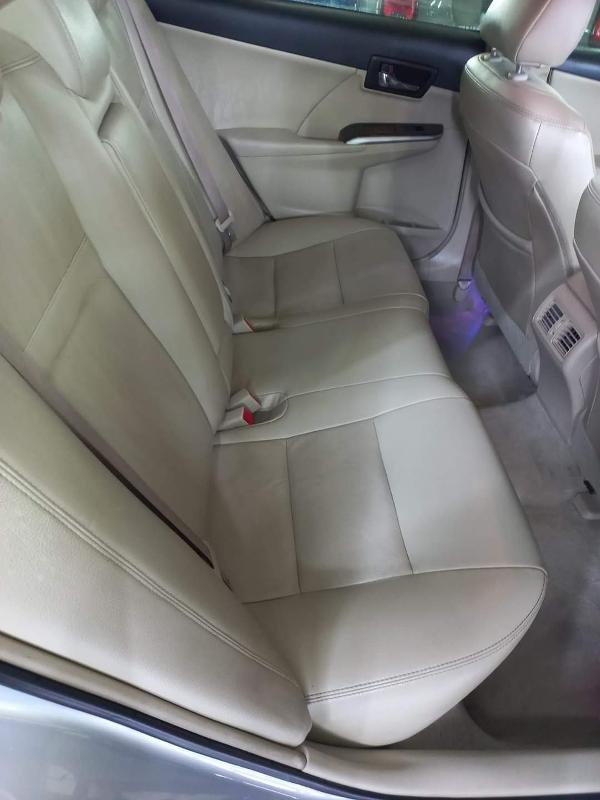 2013 Toyota Camry - price 8000 aed